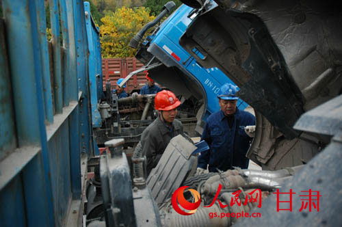 深秋送健康，體檢進(jìn)一線——?jiǎng)㈦姀S開展生產(chǎn)用車駕駛員專項(xiàng)健康體檢活動(dòng)